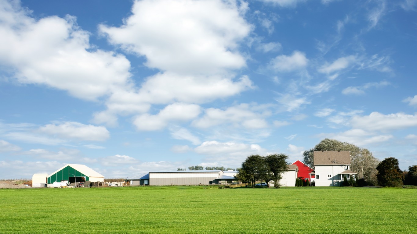 Here Is How Much People Pay in Property Taxes in Nebraska 24/7 Wall St.