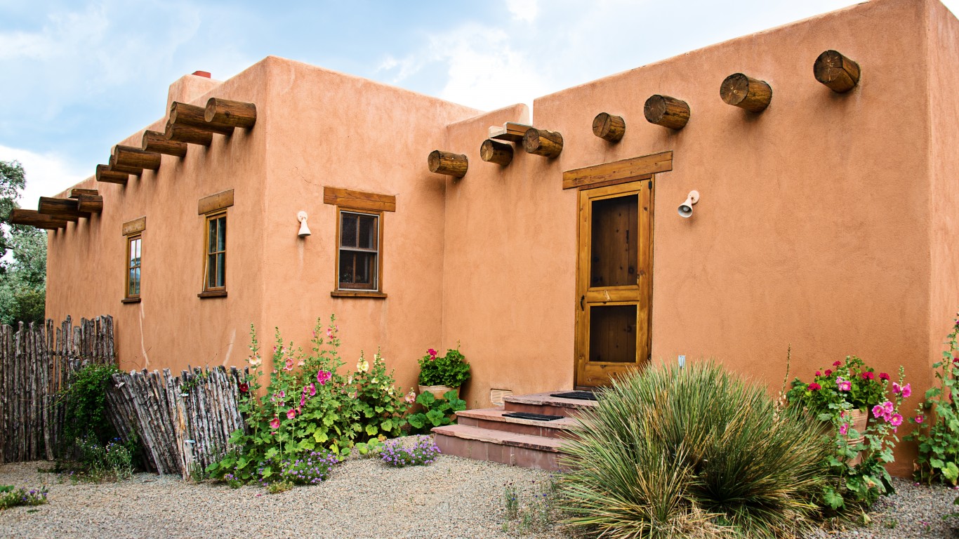 Here Is How Much People Pay in Property Taxes in New Mexico 24/7 Wall St.