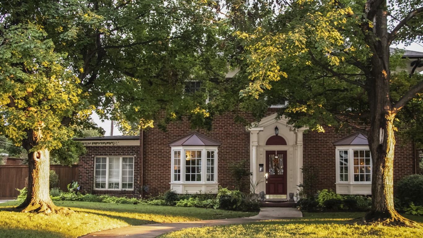 Here Is How Much Home You Can Buy For 200K In Oklahoma 24/7 Wall St.