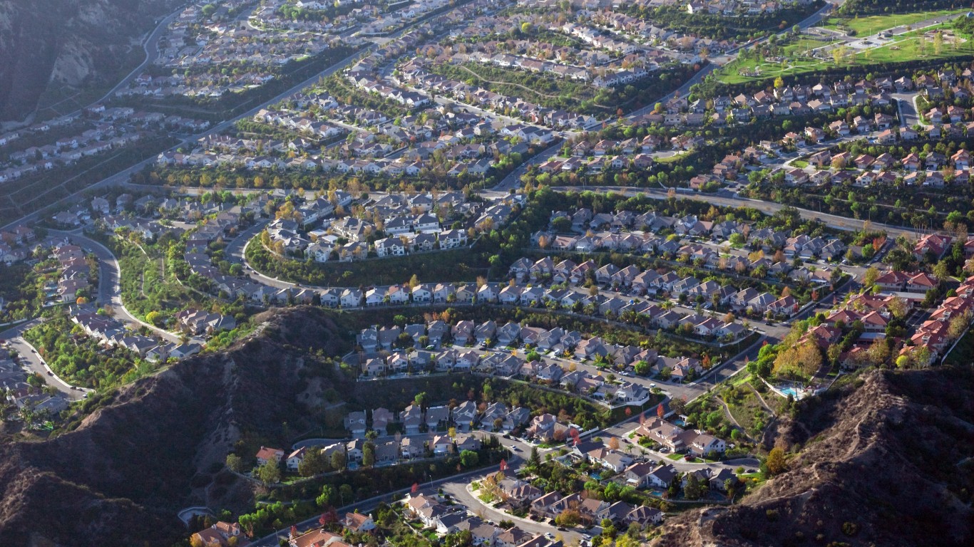 Lancaster, CA is One of the Most Dangerous Cities to Drive In 24/7