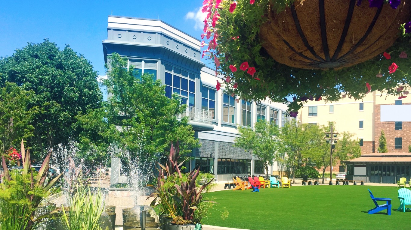 This is the Best City to Live in Kansas 24/7 Wall St.