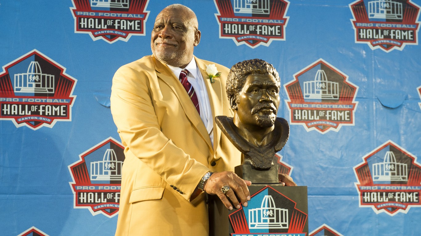 NFL's AllTime Sack Leaders 24/7 Wall St.