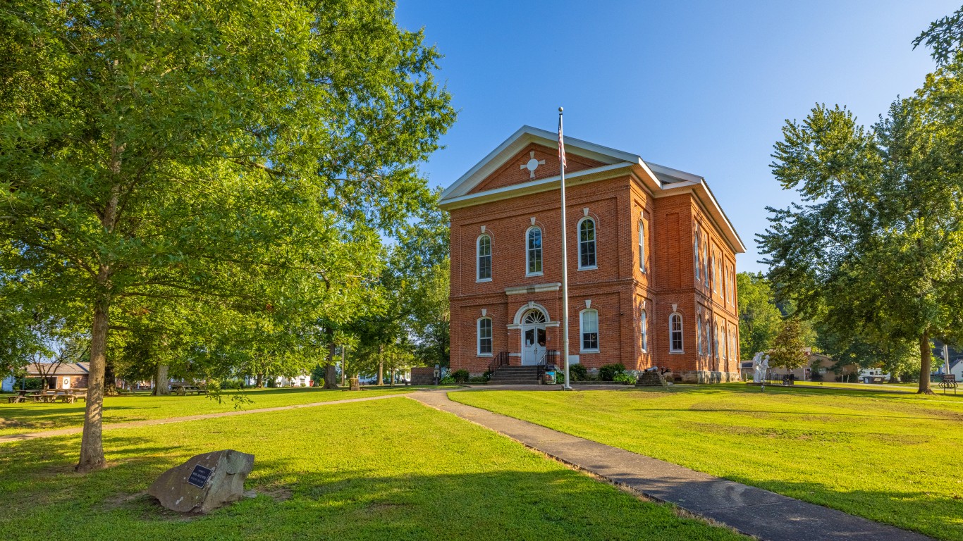 These Are the Poorest Counties in Illinois 24/7 Wall St.