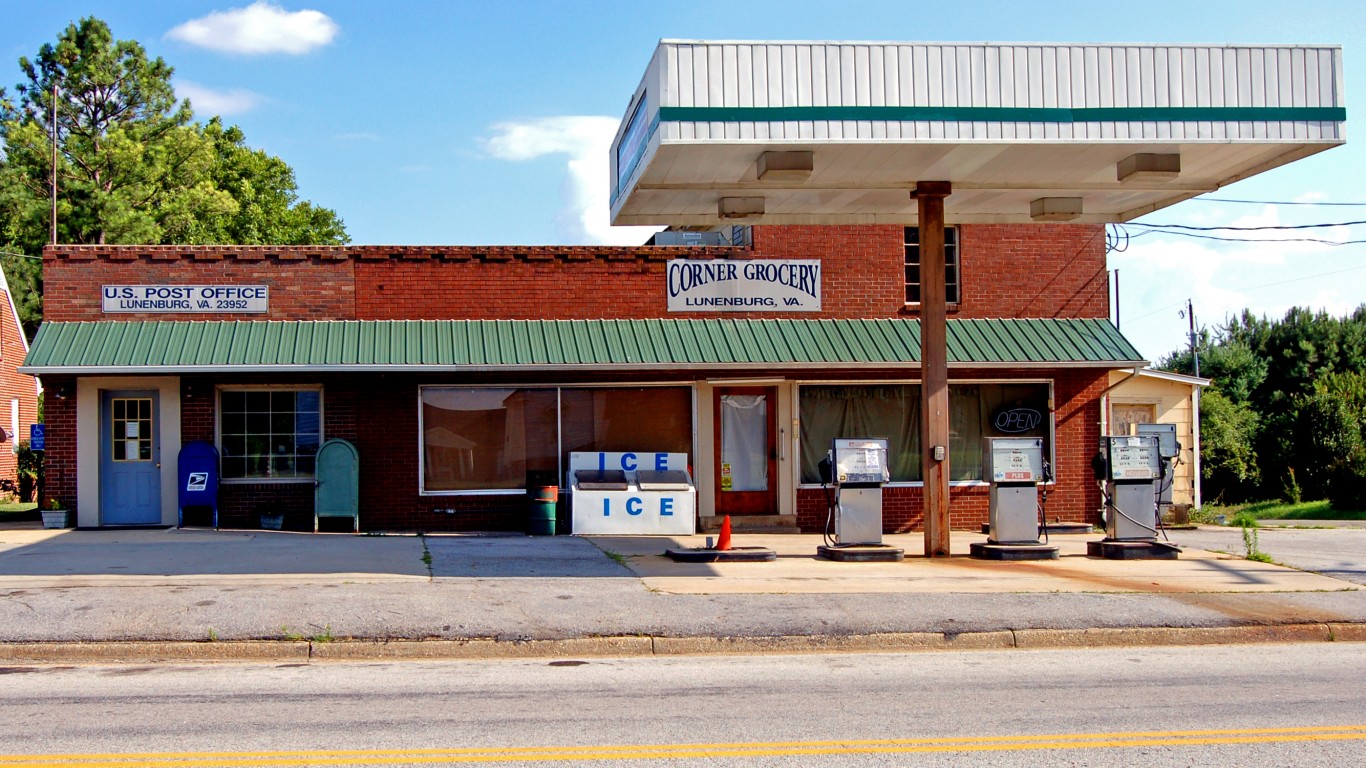 Exploring the Oldest Post Offices Across the United States 24/7 Wall St.