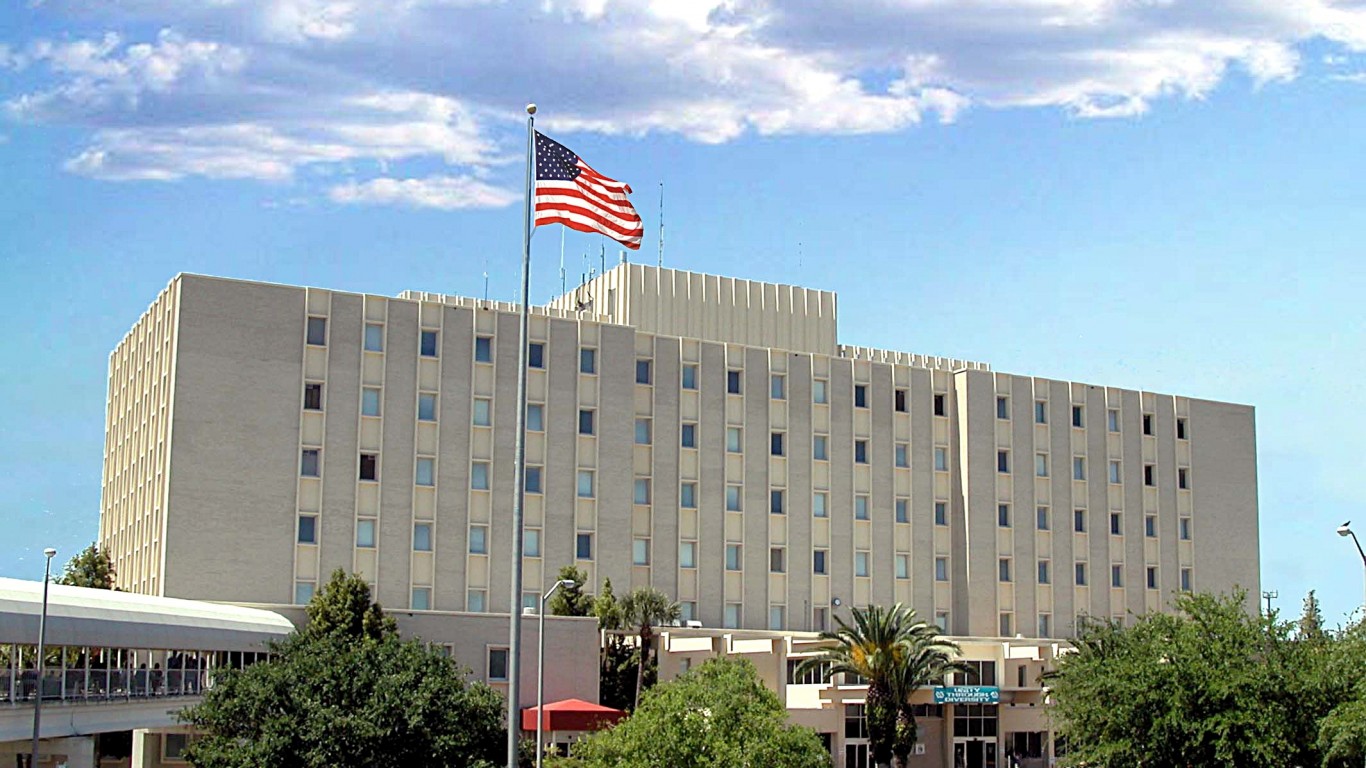 America’s Largest Veterans Hospitals Page 10 of 11 24/7 Wall St.