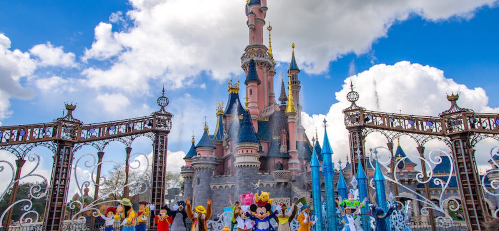 Disneyland Paris accueillera sa première parade LGBT en juin 24Gay