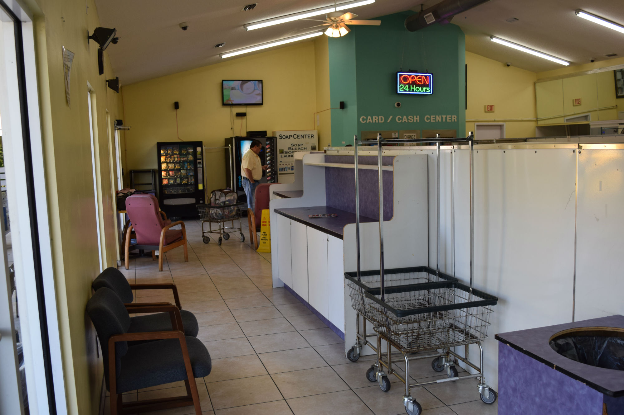 24 Hour Laundromat in Yulee Florida