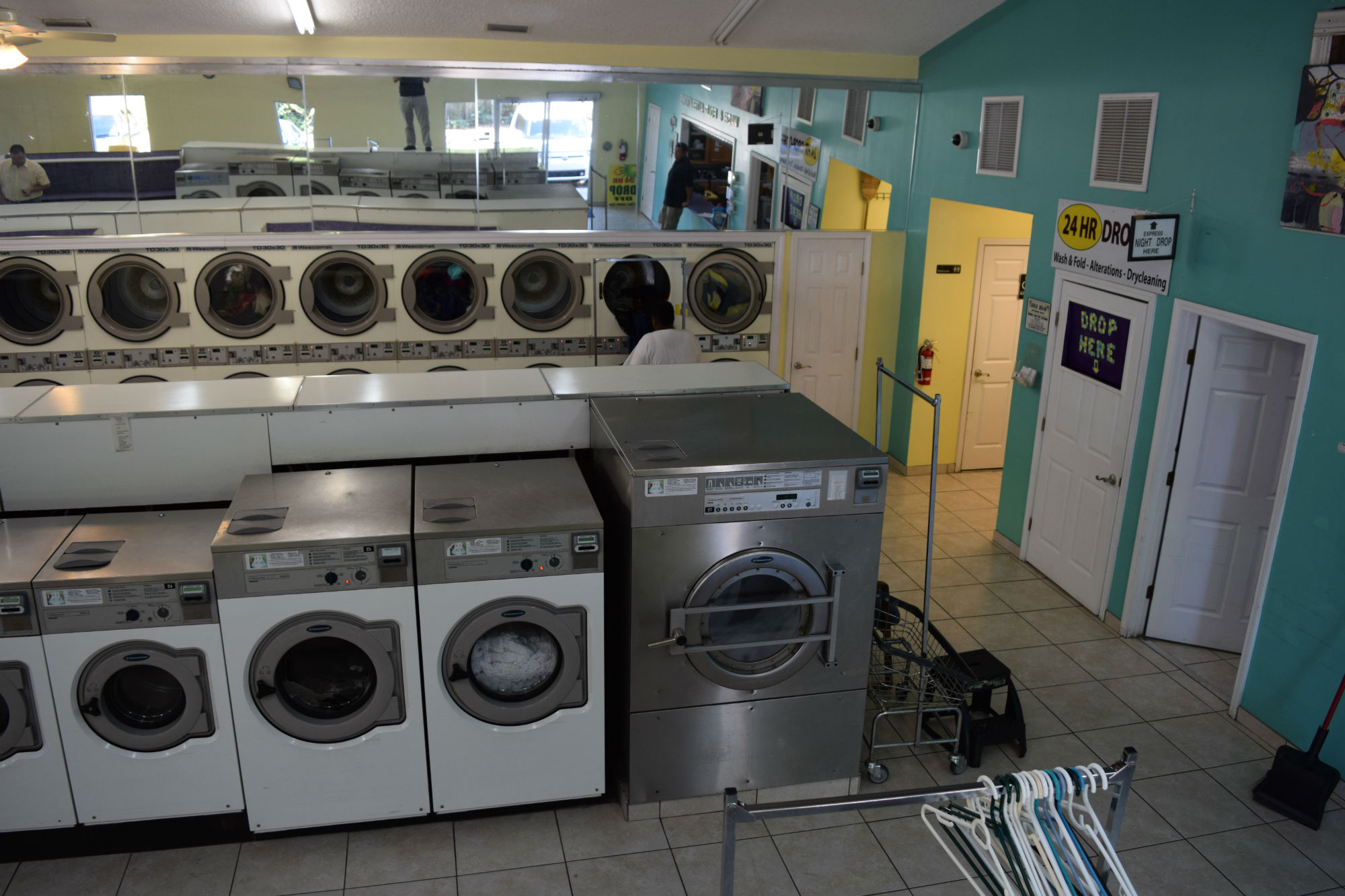 24 Hour Laundromat in Yulee Florida