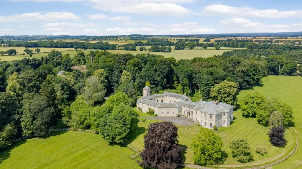 Stately homes for sale 24Housing