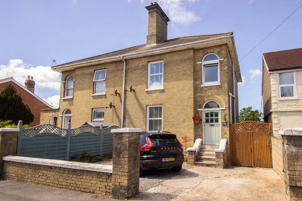 Why consider property for sale Isle of Wight? 24Housing