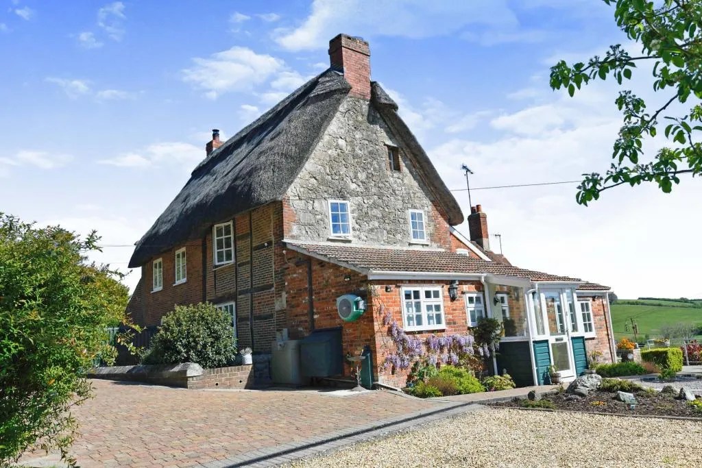 Why consider property for sale Isle of Wight? 24Housing