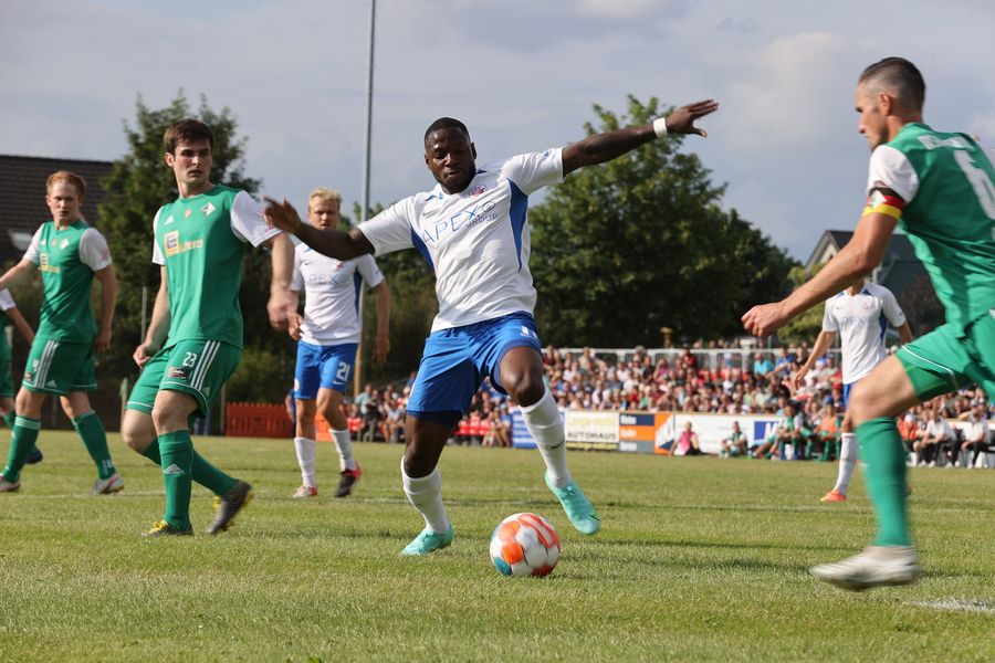 Amical Difficile succès du Hansa Rostock devant le Viktoria Berlin