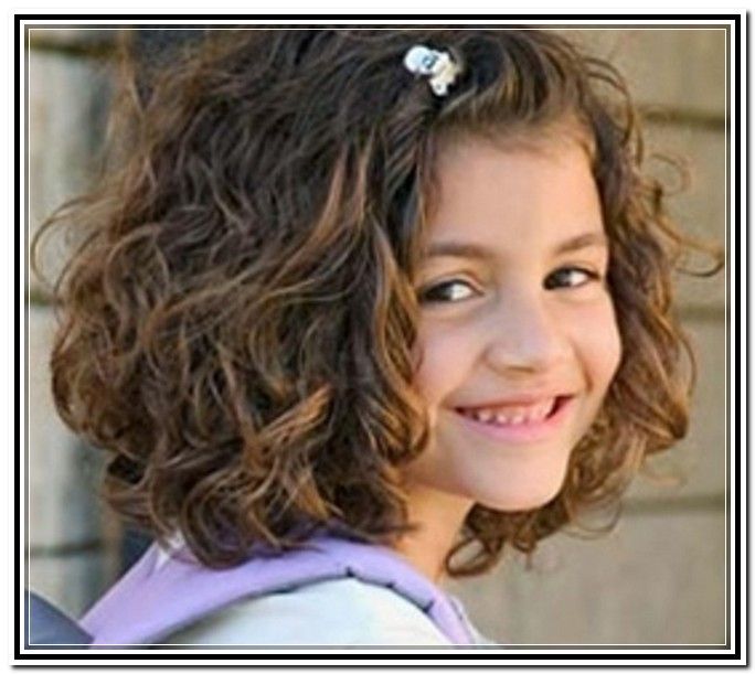 Hairstyle Trends 28 Cute & Easy Hairstyles for Girls with Curly Hair