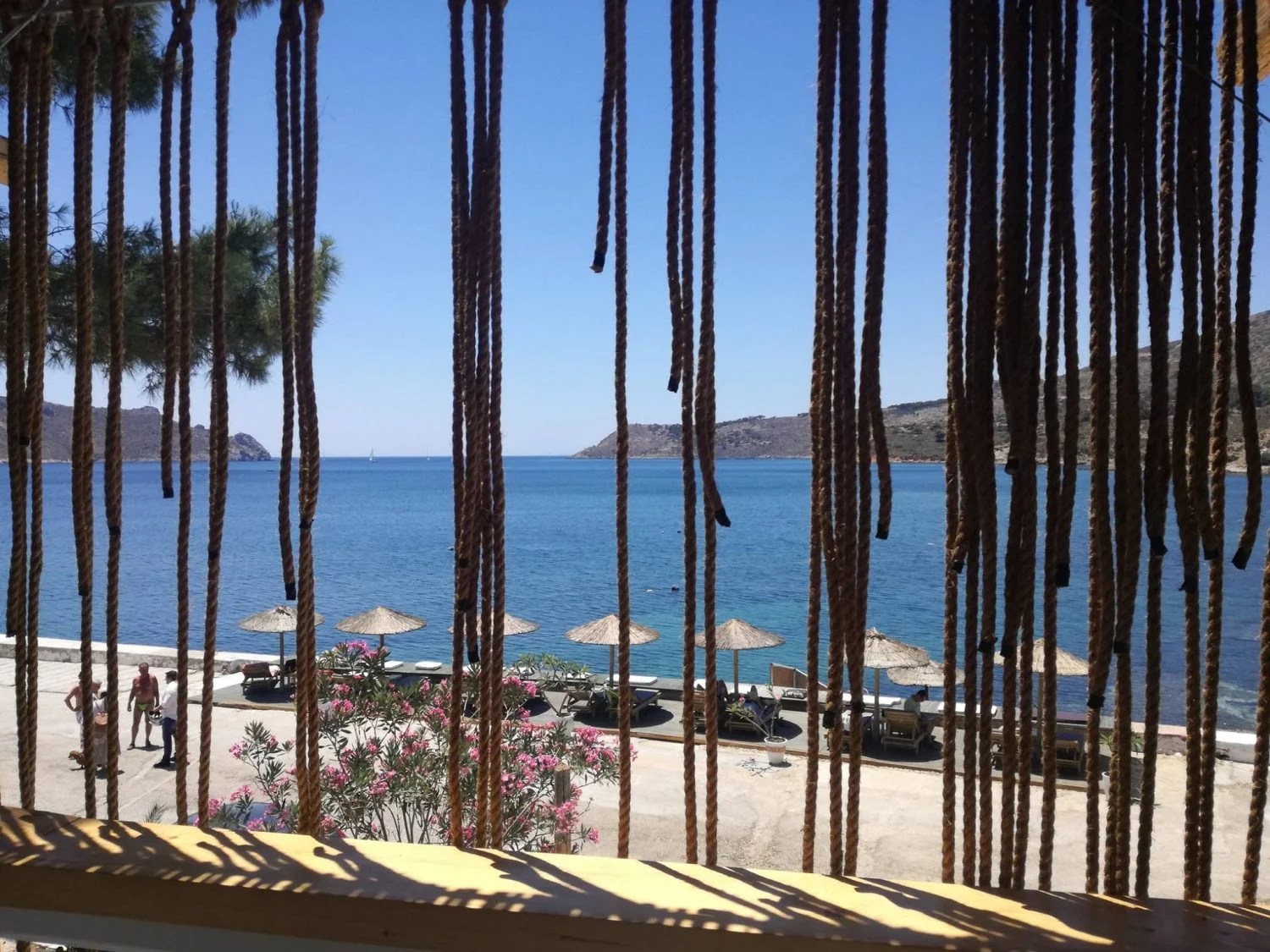 LIME BEACH BAR LEROS