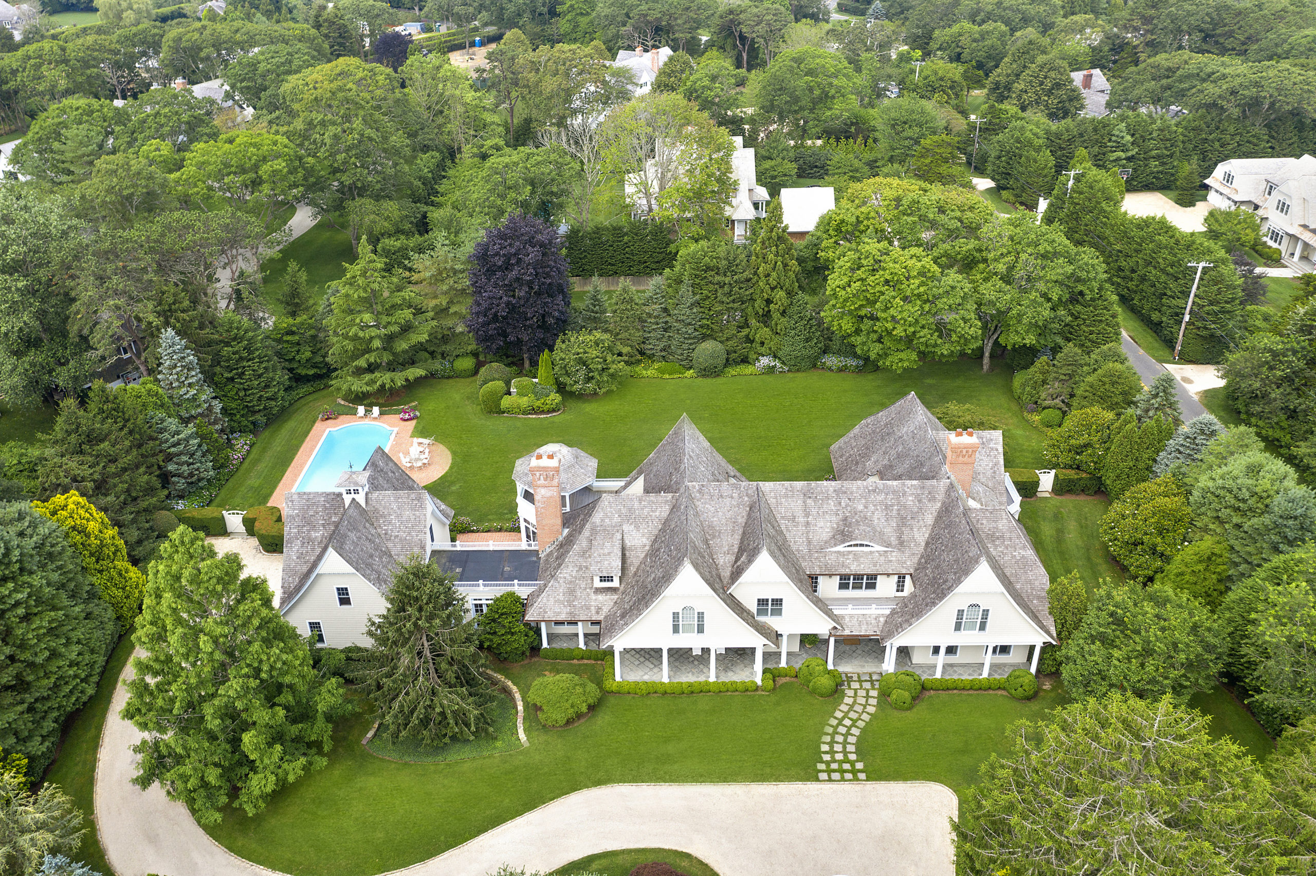 Francis FleetwoodDesigned Home In Sells For 9 Million 27 East