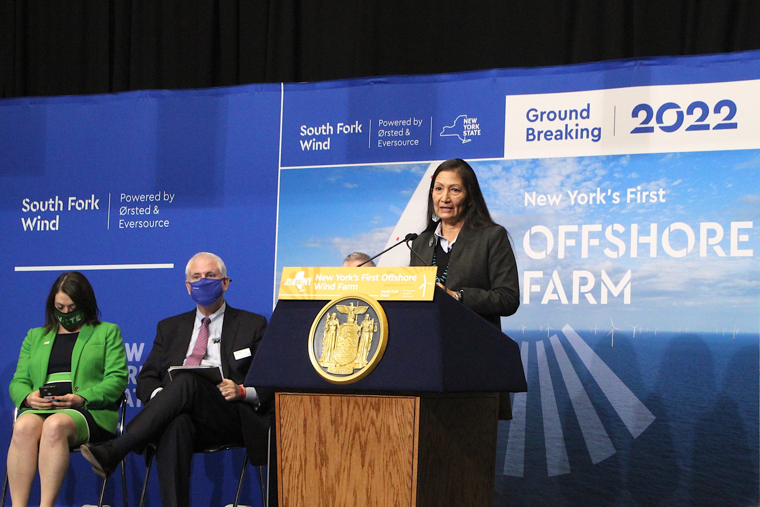 Governor And U.S. Secretary of Interior Extol Virtues Of Offshore Wind