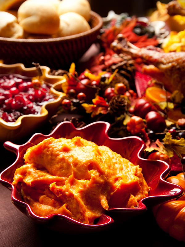 Howto Throw a Successful Thanksgiving Potluck 29Secrets