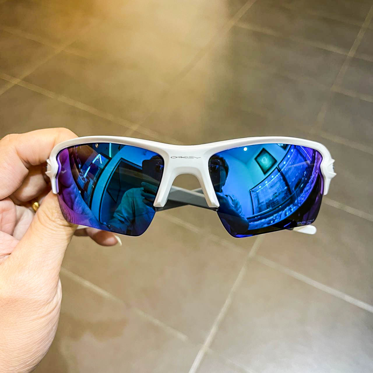 Oakley Flak 2.0 XL Polished White / Prizm Sapphire 2aoptical