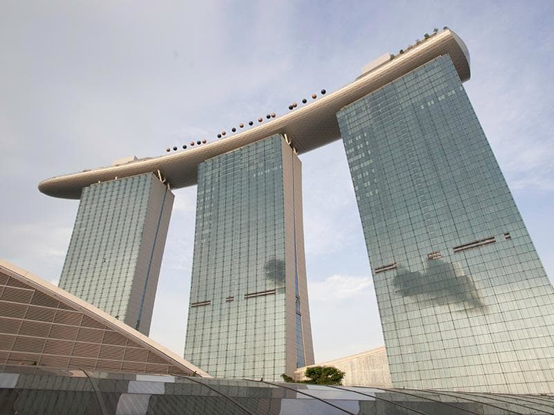 The 5 Most Expensive & Luxurious Hotel Suites in Singapore!