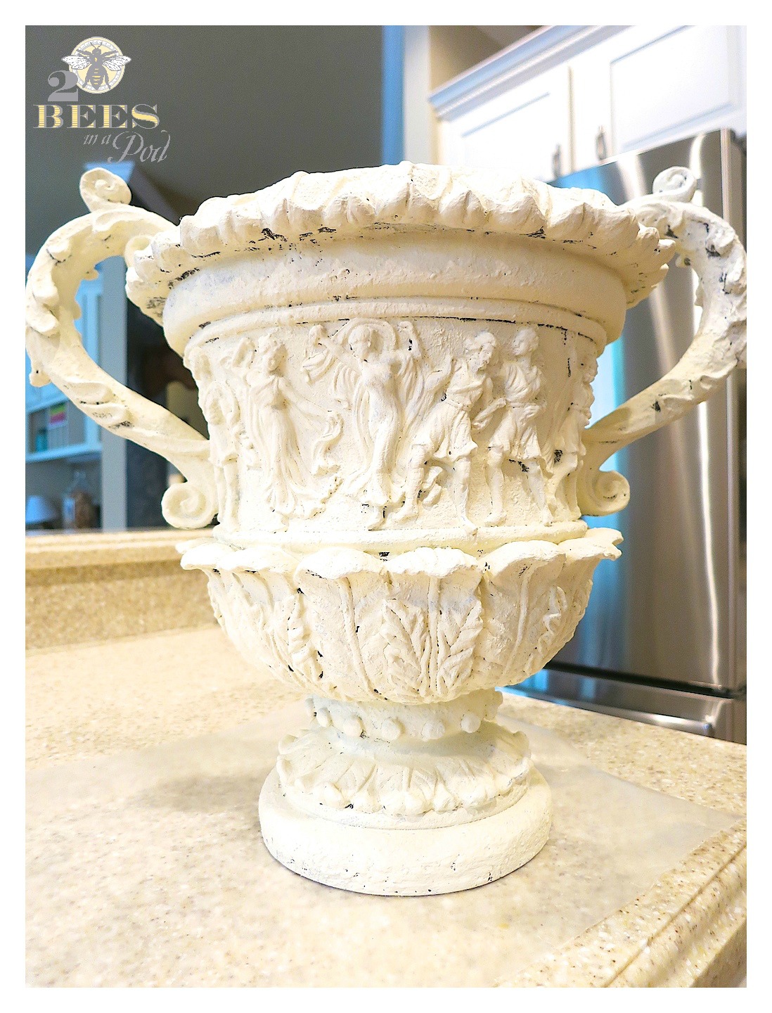 DIY Chalk Painted Urn 2 Bees in a Pod