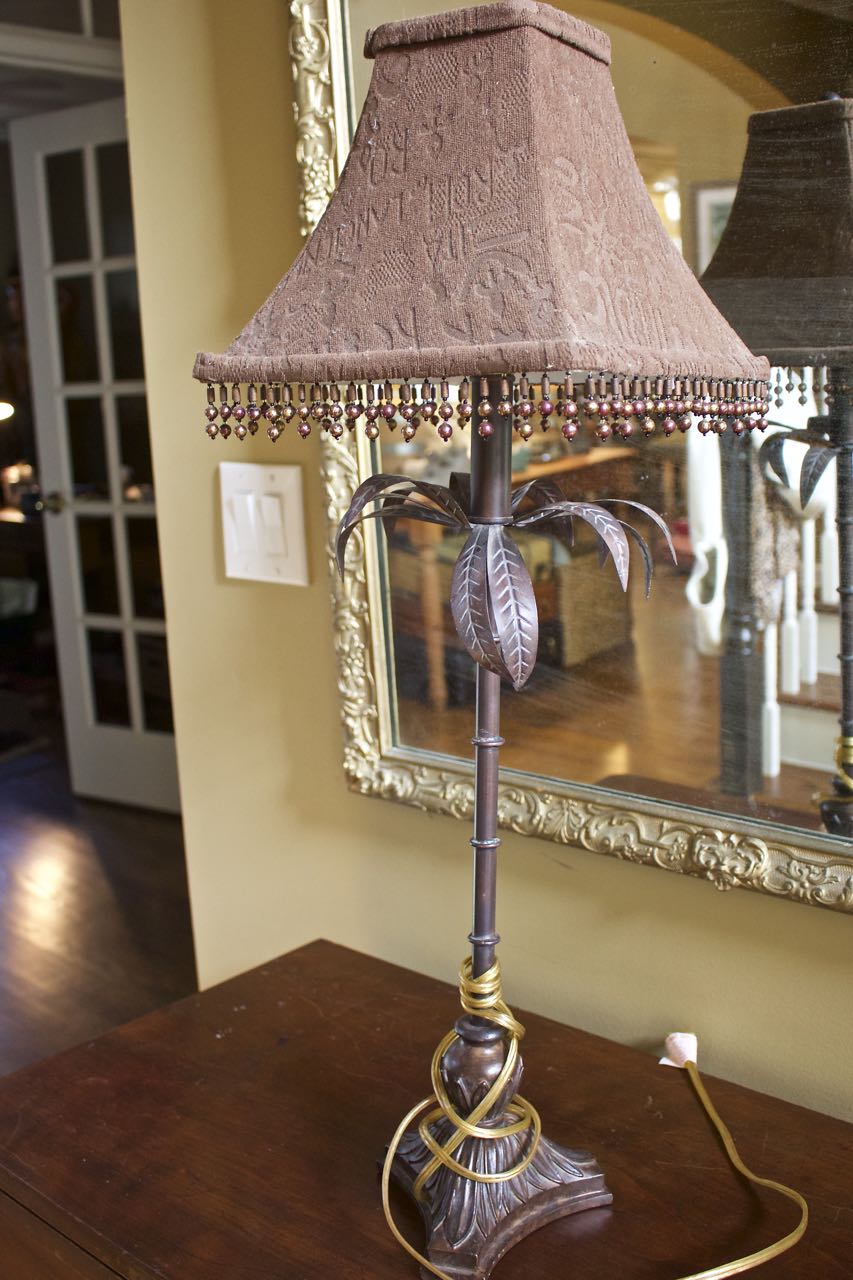 Easy Lamp Makeover 2 Bees in a Pod