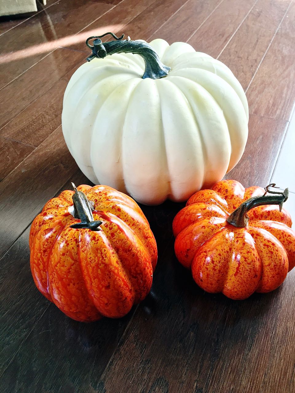 Painted Pumpkins and DIY Stems 2 Bees in a Pod