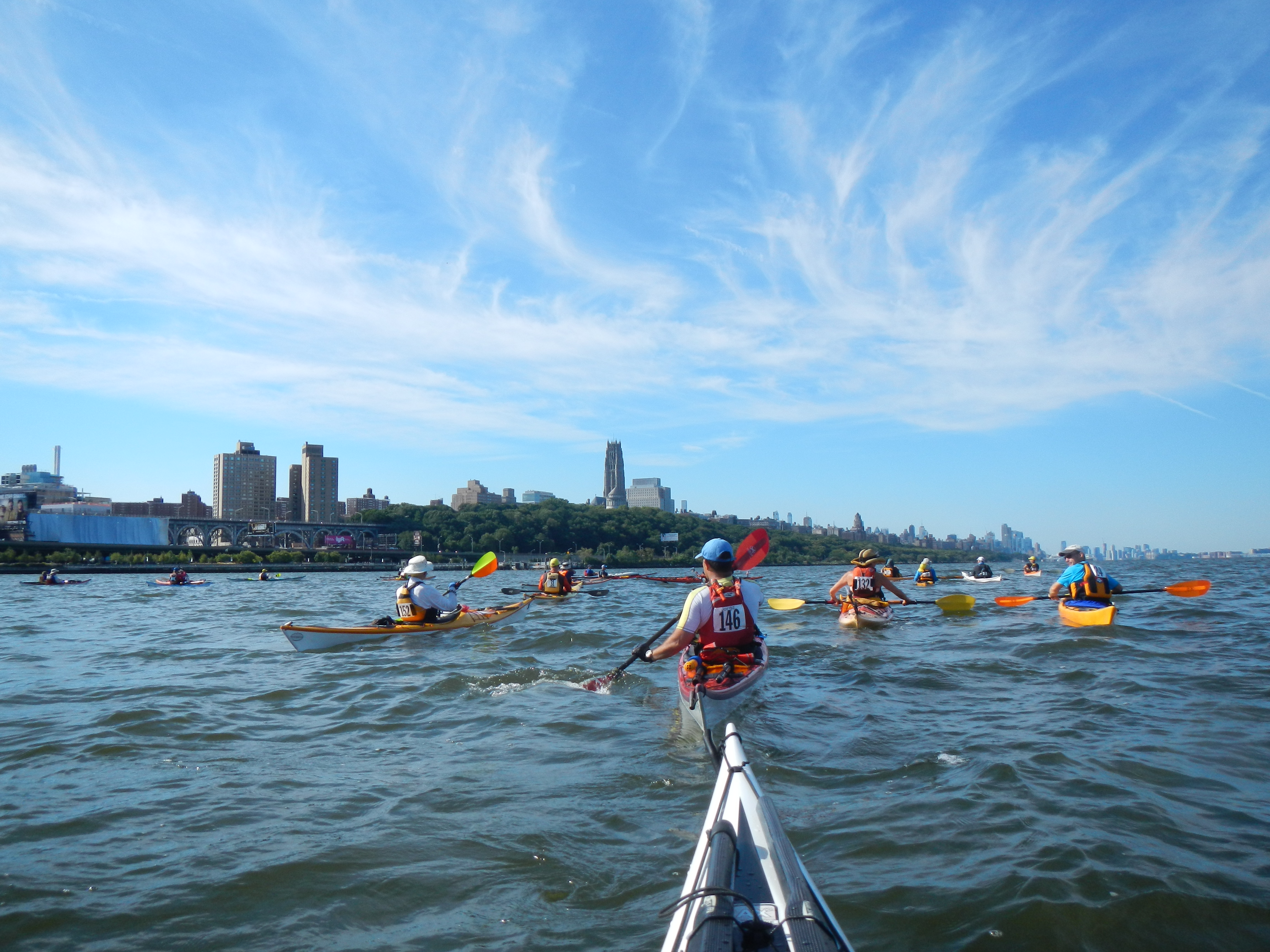 Hudson River kayaking 2 Geeks 3 Knots