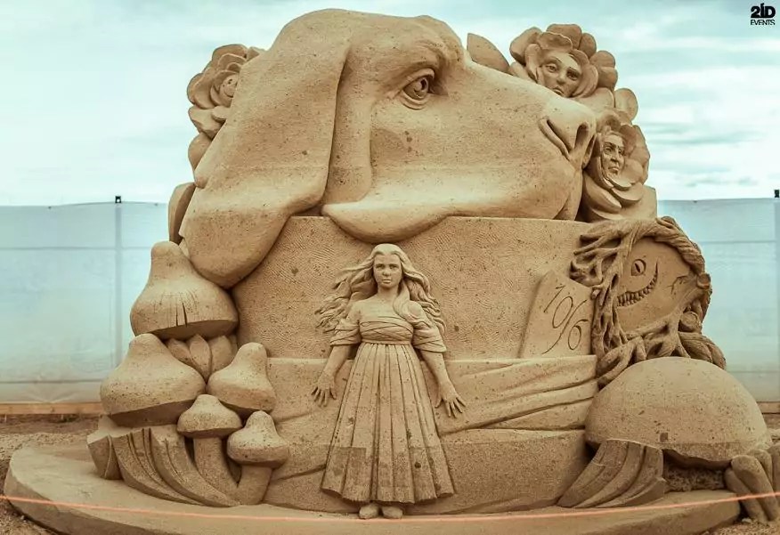 MALE SAND SCULPTURE ARTIST IN THE UAE 2ID EVENTS