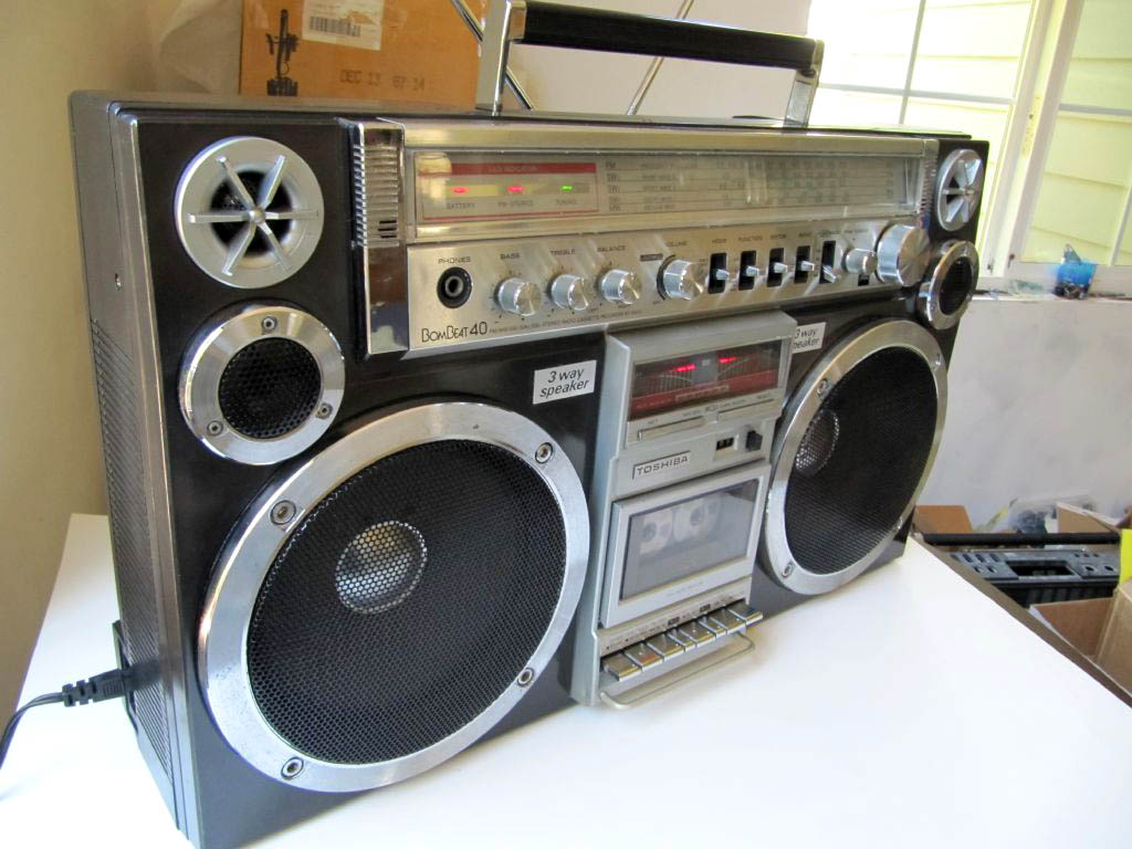 Boombox Toshiba RTS913