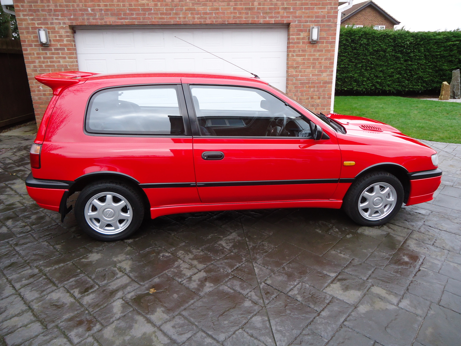 UK Spec Nissan Sunny GTIR For Sale. 50,000 miles