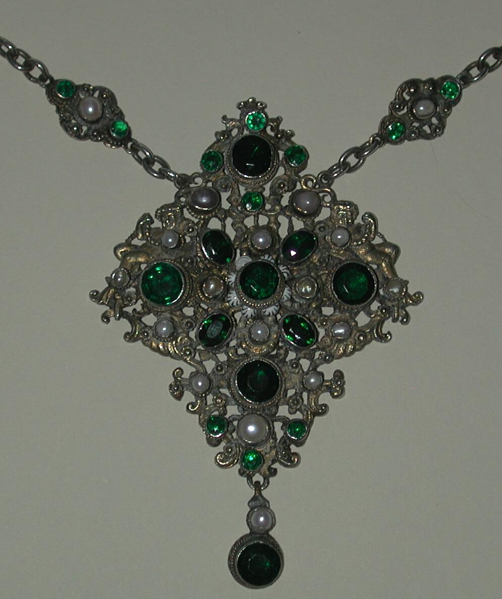 LAS JOYAS MÁS HERMOSAS DEL MUNDO Página 15