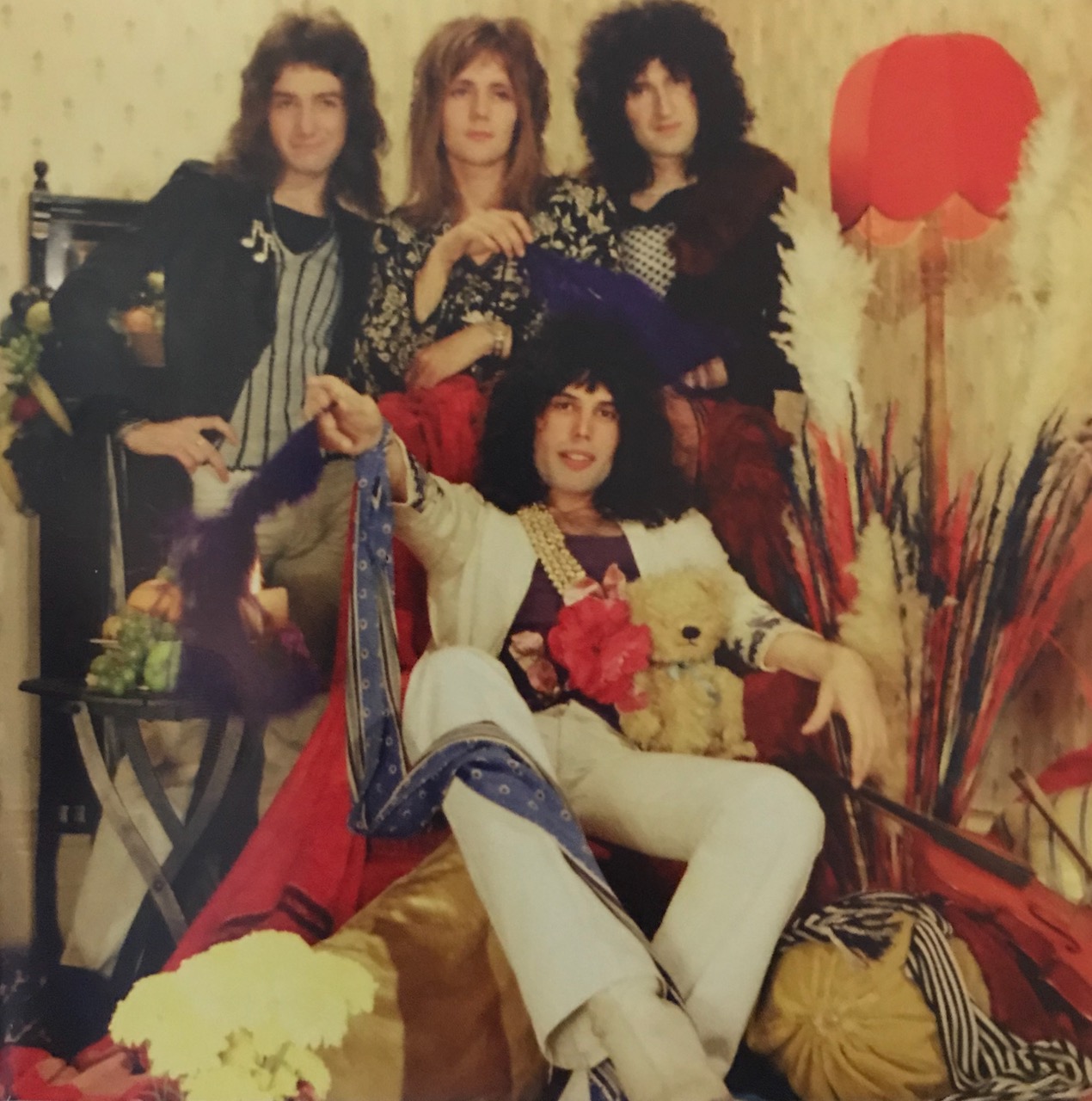 Queen ‘Queen’ (1973) Album Review (The Studio Album Series) 2