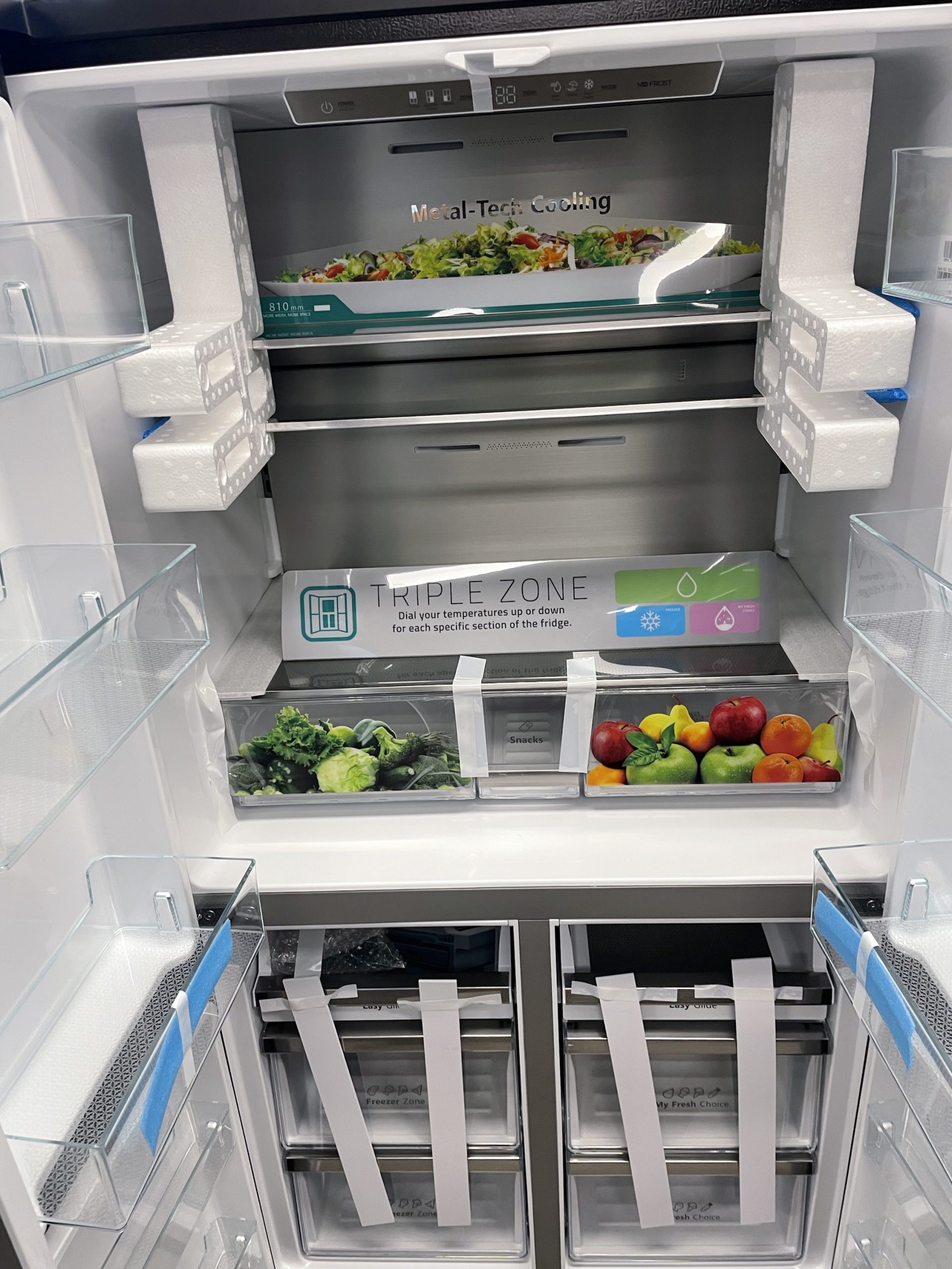 Hisense 609L PureFlat French Door Refrigerator HRCD609B 2NDS Appliances