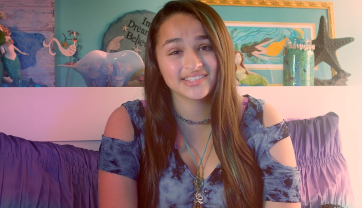 ‘I Am Jazz’ Star Jazz Jennings Raising 8,000 For