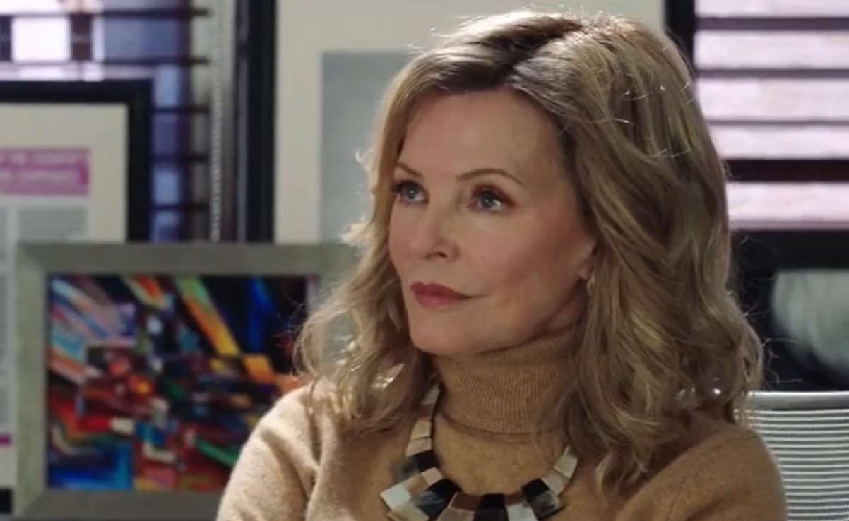 Christmas Unwrapped 2023 Cheryl Ladd Gives Reporter The Scoop In ‘Christmas Unwrapped’ Lifetime