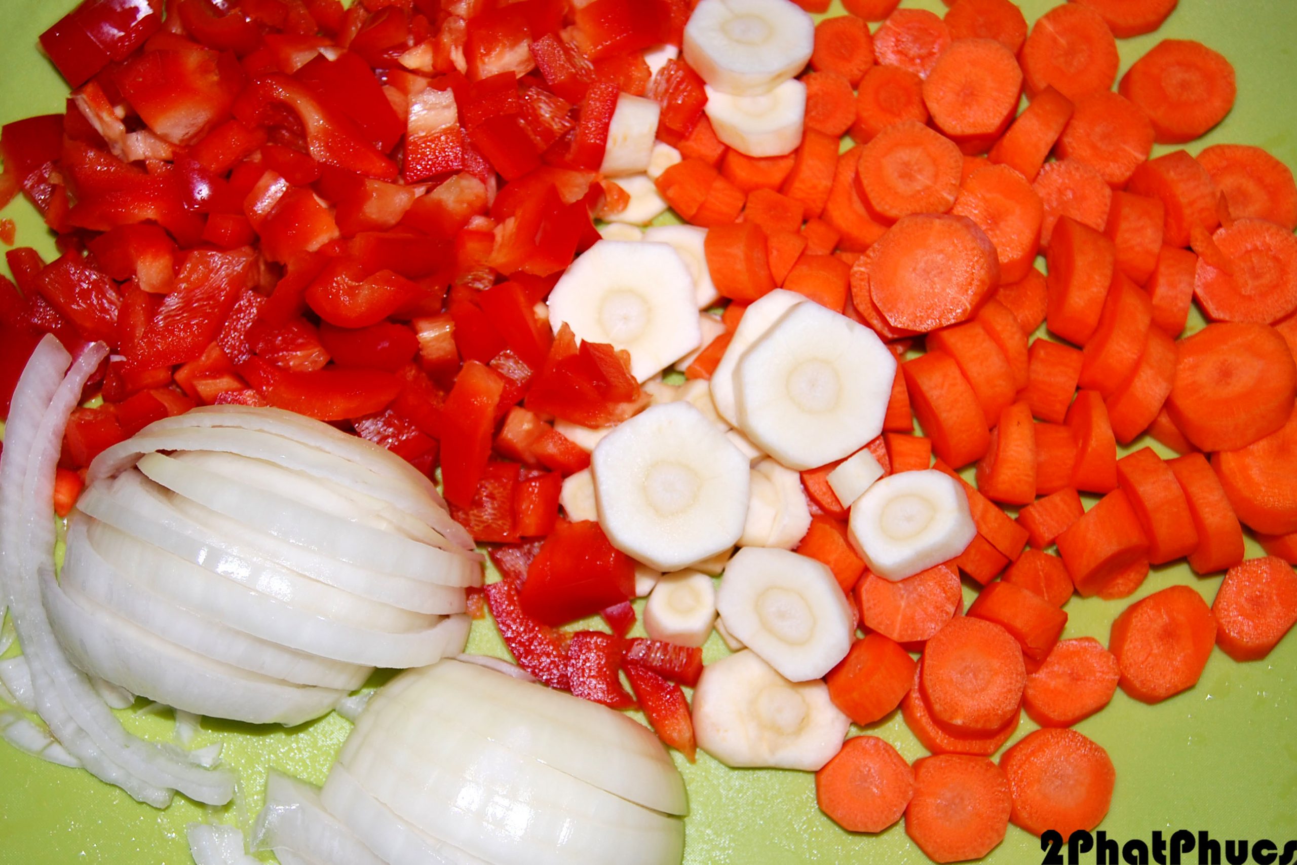 Chopped vegetables for Polish chicken soup rosół.