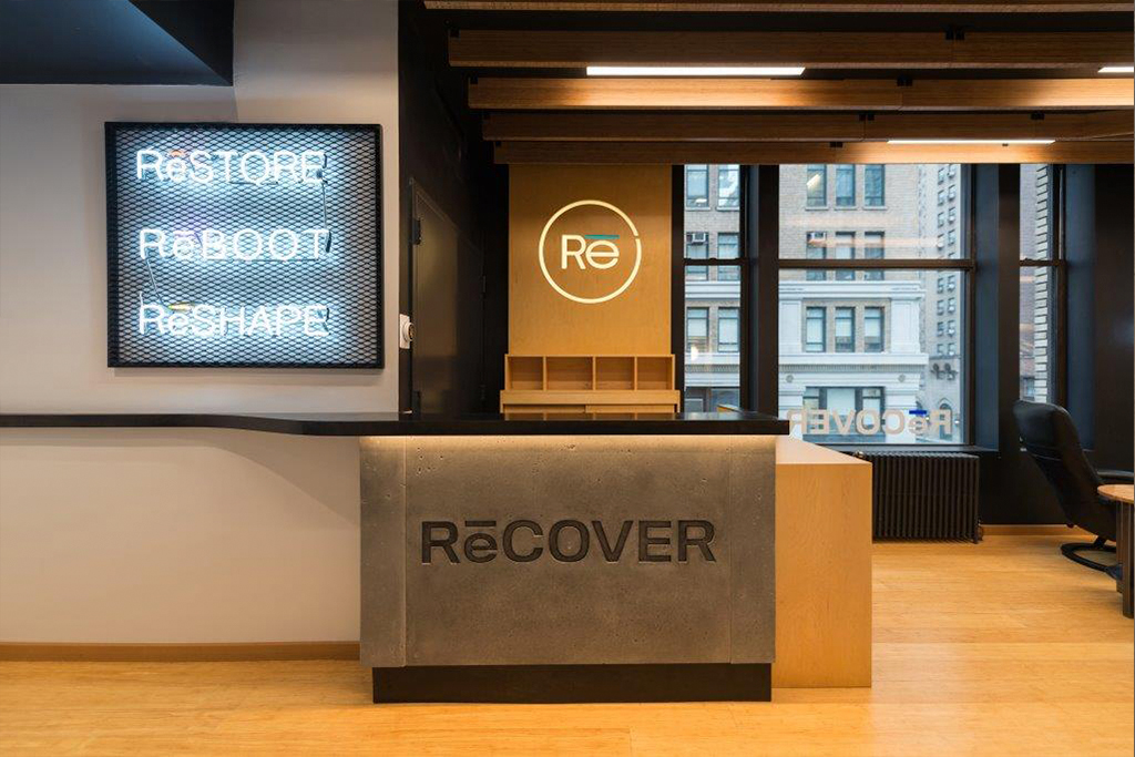 RECOVER LOUNGE 2Stone