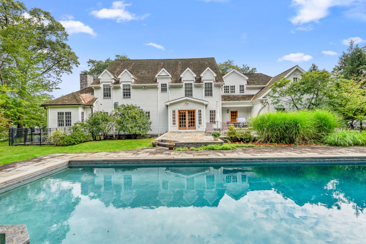 2 Thornbrook Lane 2 Thornbrook Lane