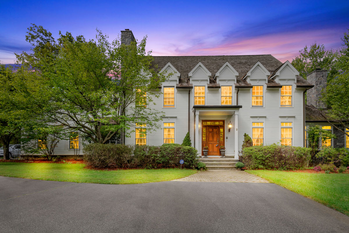 2 Thornbrook Lane 2 Thornbrook Lane