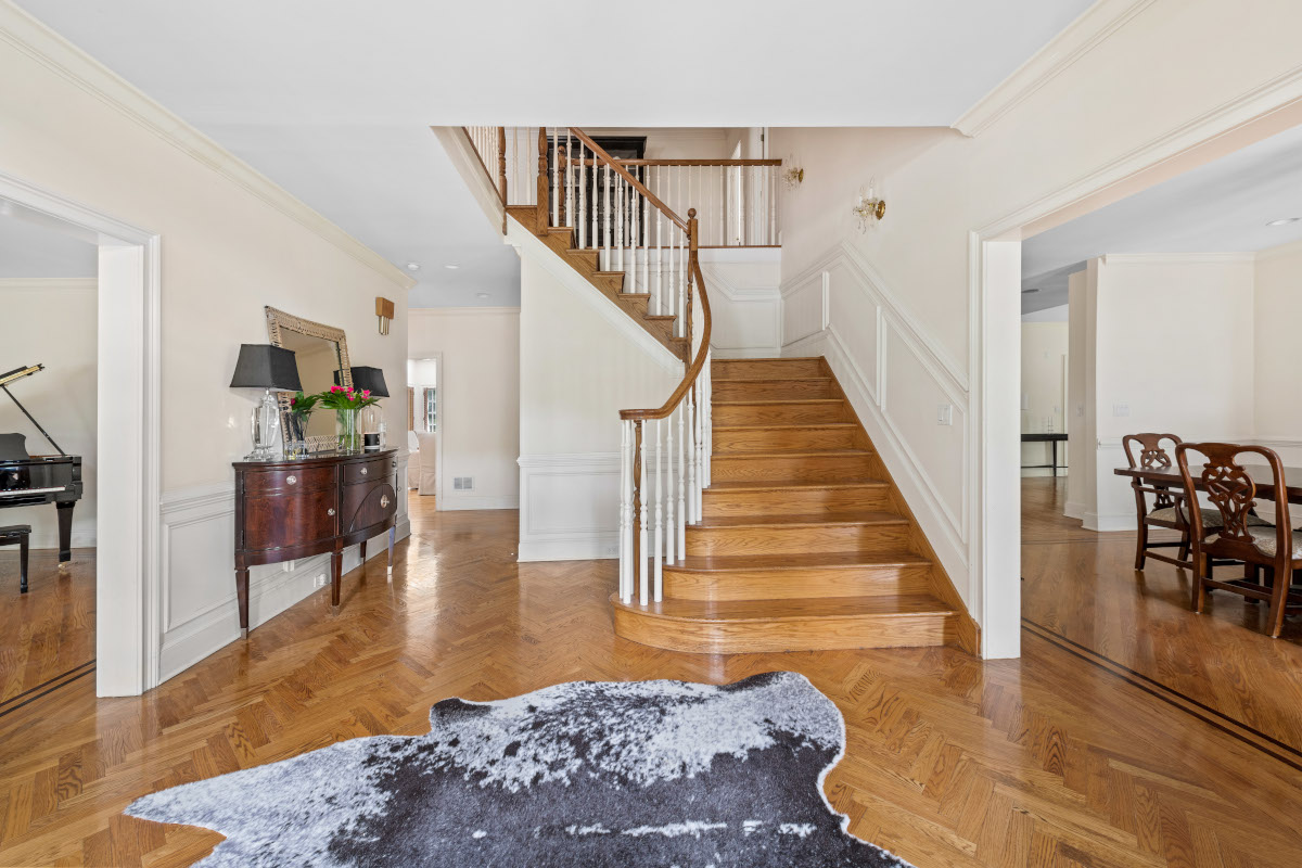 2 Thornbrook Lane 2 Thornbrook Lane