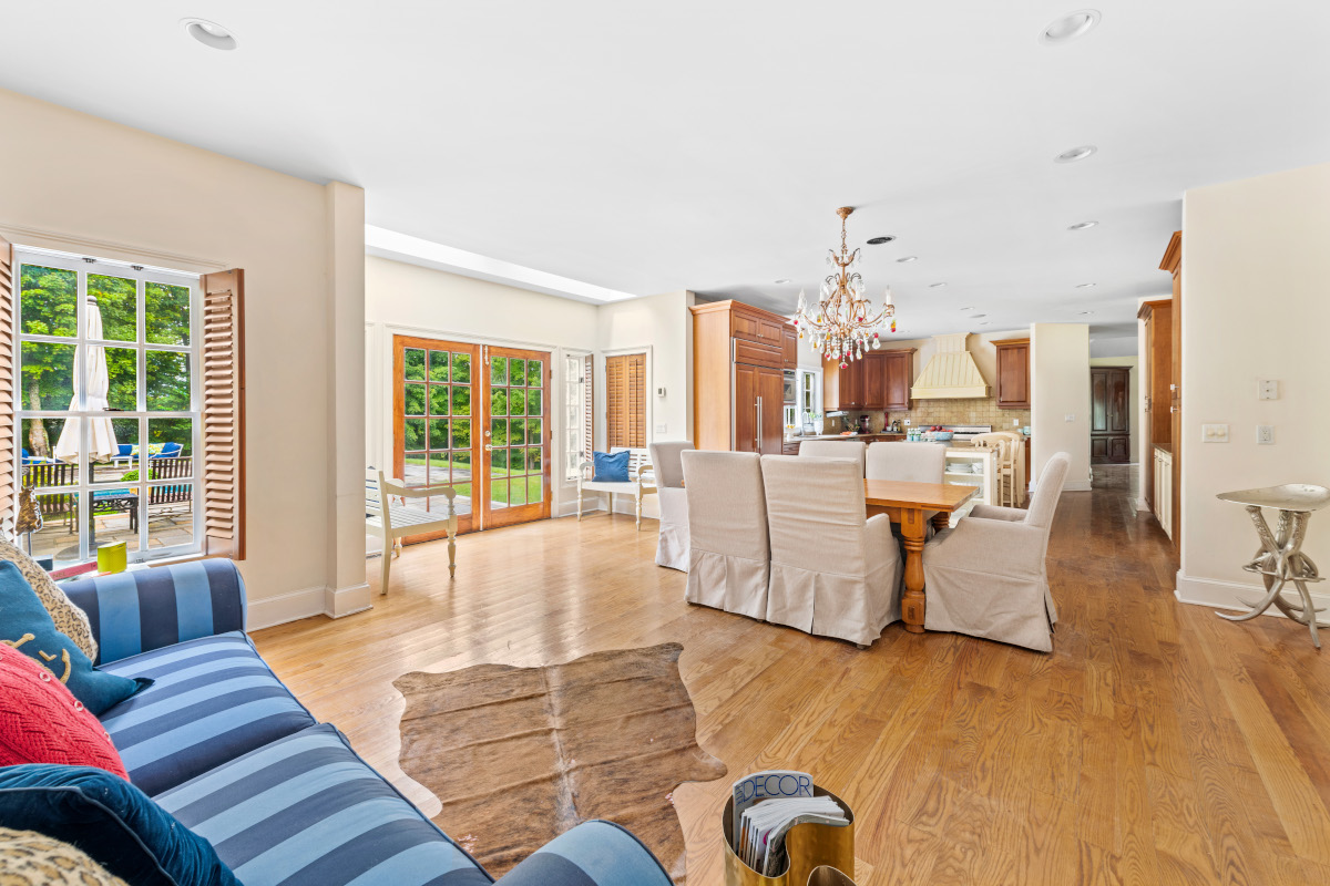 2 Thornbrook Lane 2 Thornbrook Lane