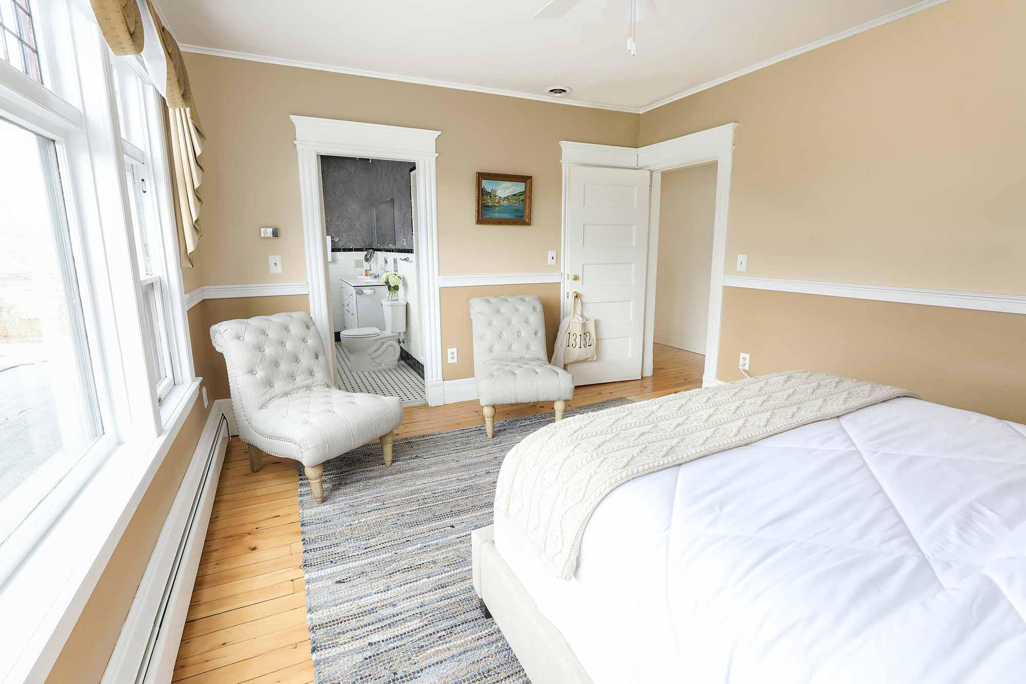 Luxury Bed and Breakfast New York 2W Lake Skaneateles NY