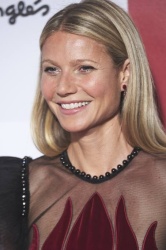 Gwyneth Paltrow - Nude Celebrities Forum | FamousBoard.com - Page 7