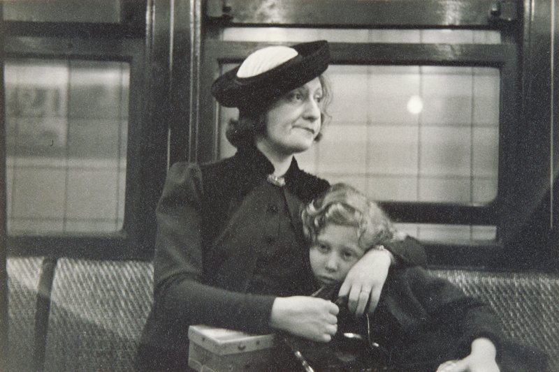 Subway Portrait, Walker Evans Mia