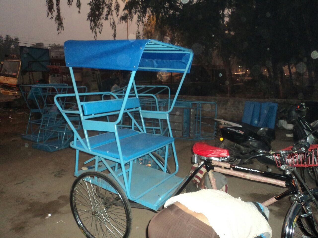 4 Seater Passenger Tricycle Rickshaw, Rs 18000 /piece Laxmi Industries