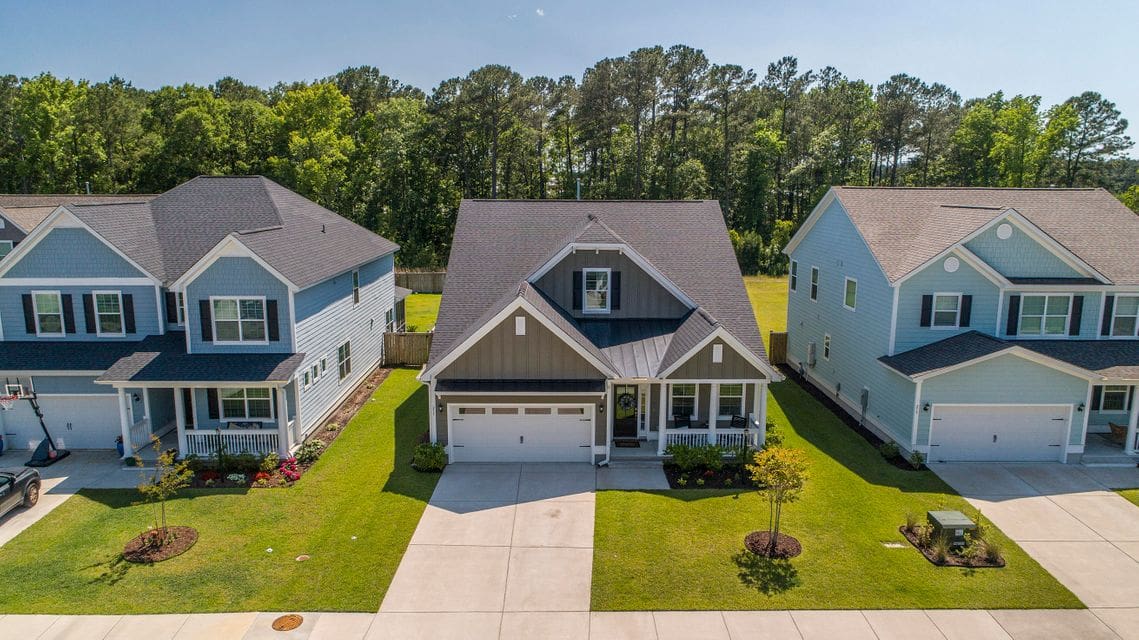 217 Waning Way, Wando, SC 29492 32 South Properties