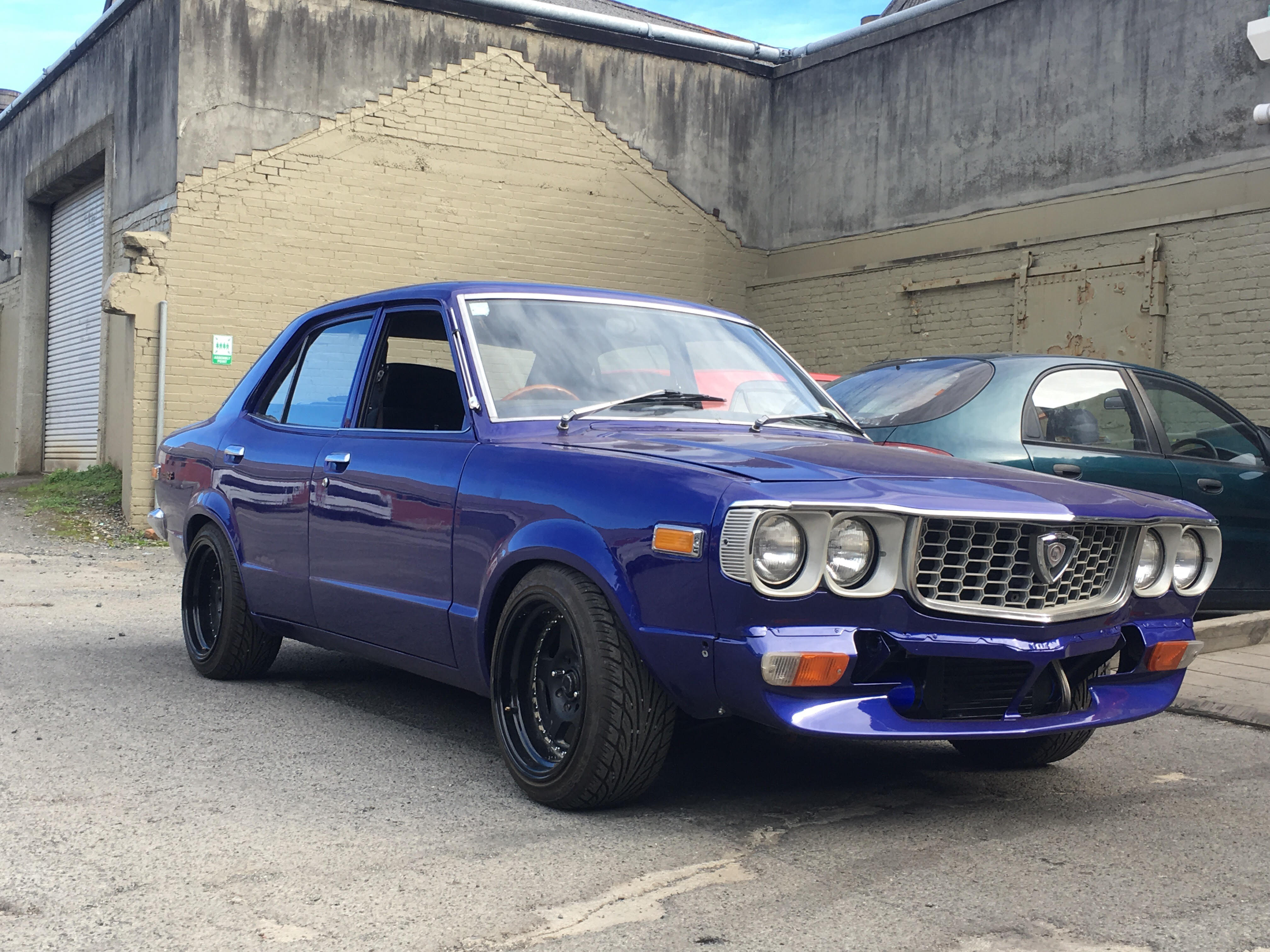 KyushaFlat Black Gloss Black Lip 360 Link Automotive Styling