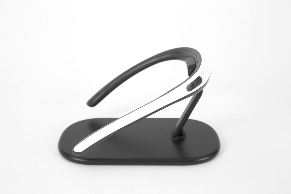 Linkflow FITT360 handsfree wearable 4K 360 camera for lifelogging and