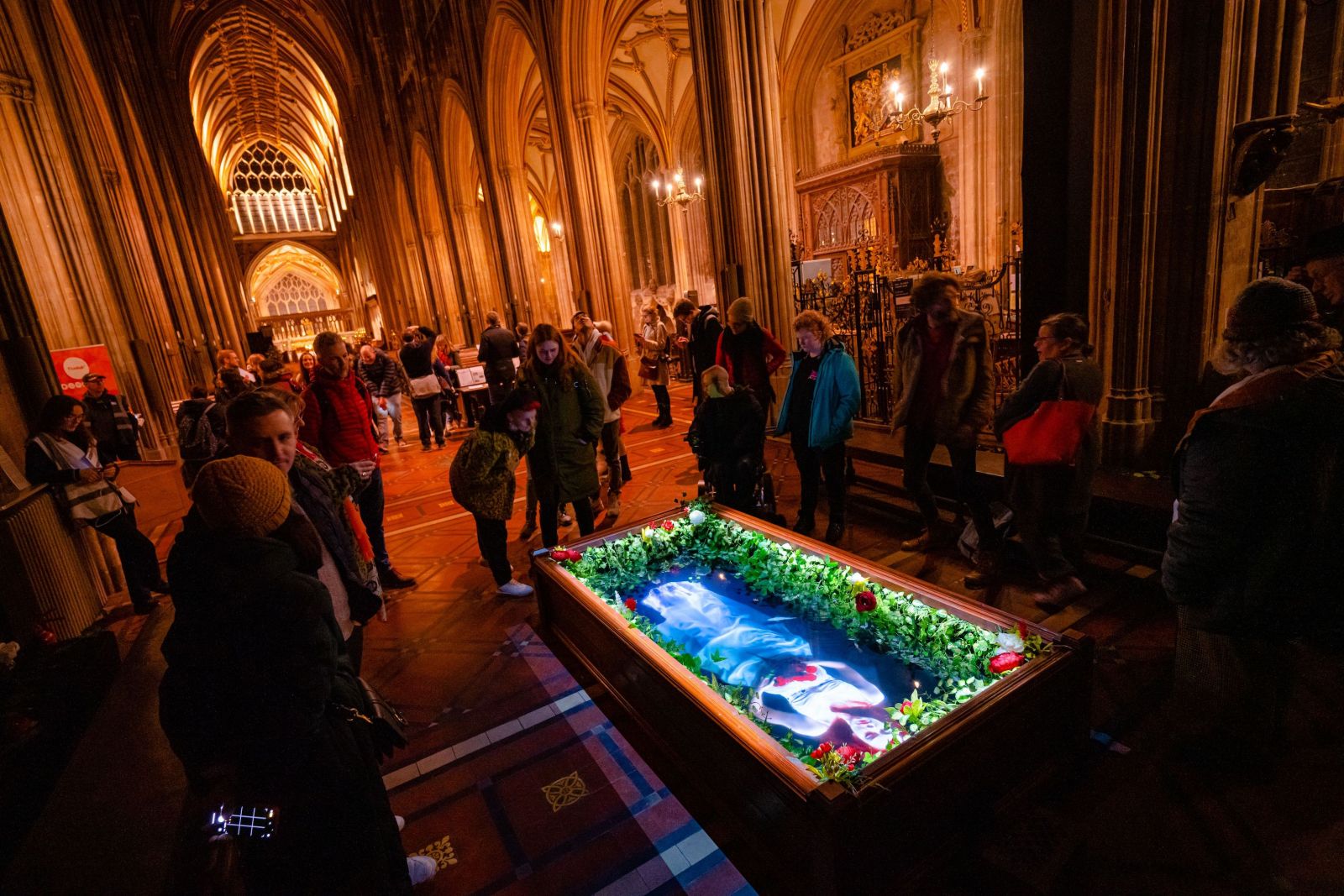 Bristol Light Festival invite creatives to register interest for the