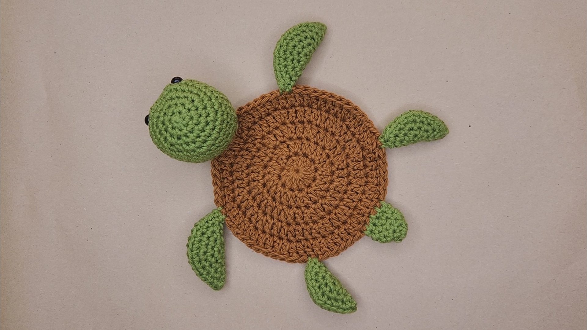 Crochet Turtle Coaster Free Pattern + Video Tutorial 365 Days of Dana